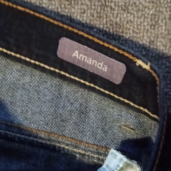 Gloria Vanderbilt Amanda jeans size 12p. - Picture 3 of 4
